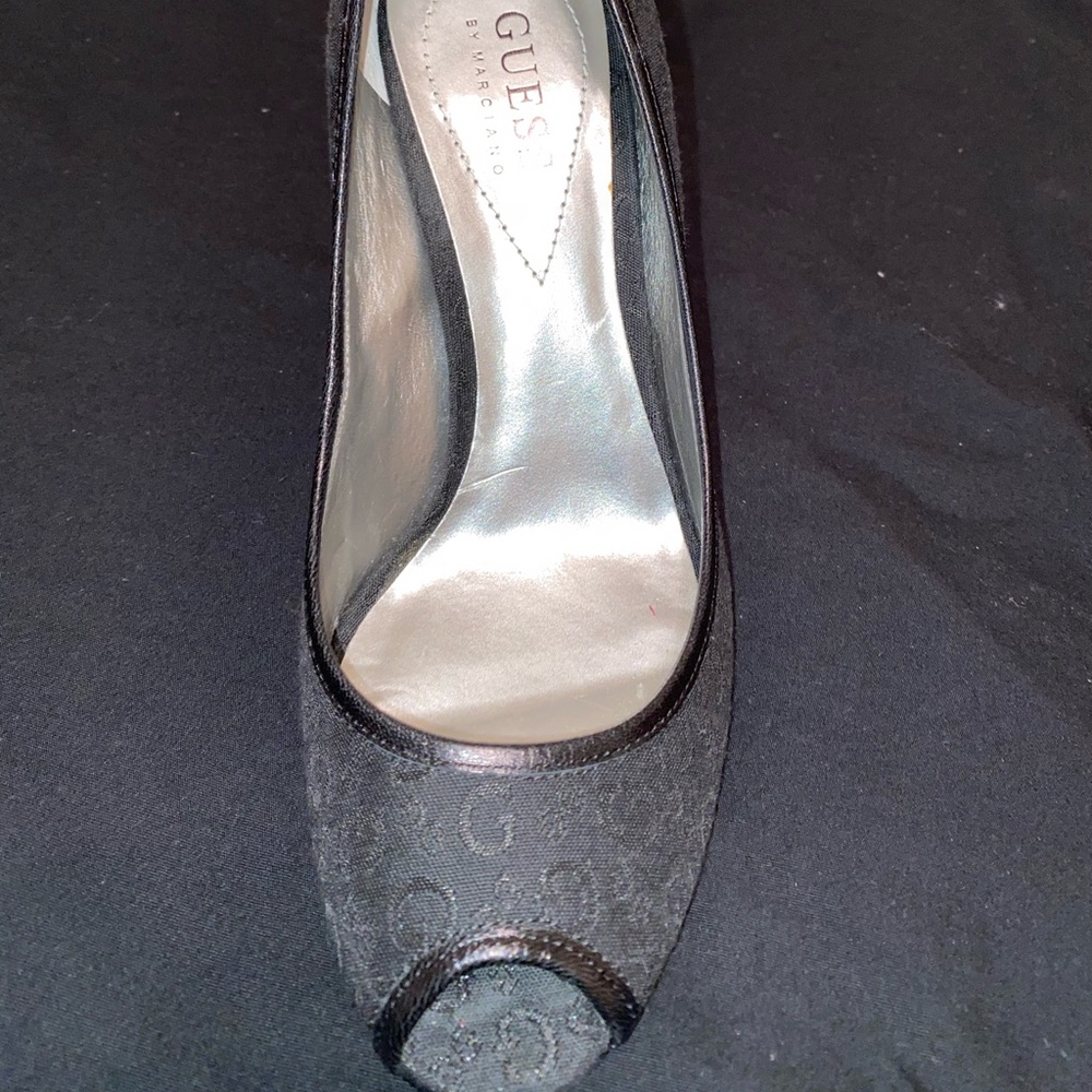 Black Guess stiletto heels - size 7